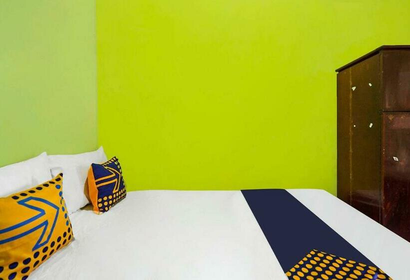 חדר סטנדרט, Spot On 91869 Insan Mulia Kost Syariah