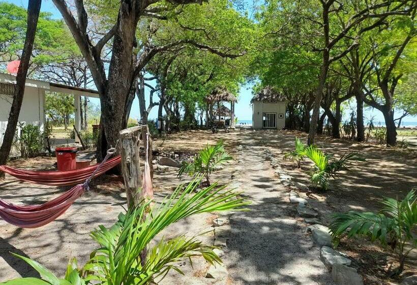 スタンダードルーム, Popoyo Surfcamp