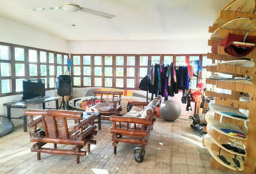 Номер Стандарт, Popoyo Surfcamp
