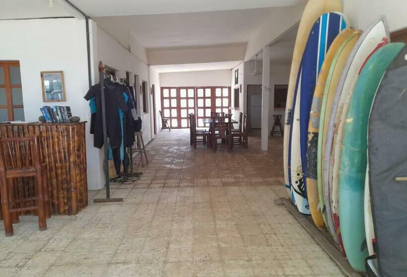 シングルデラックスルーム, Popoyo Surfcamp