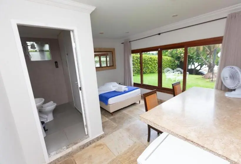 Suite with lake view, Pousada Wafeh Pampulha Suítes