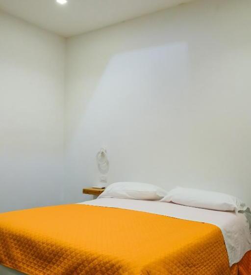 اتاق استاندارد, Allegro Hotels