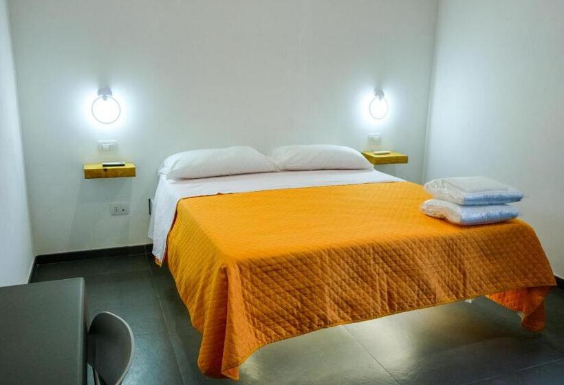 اتاق استاندارد, Allegro Hotels