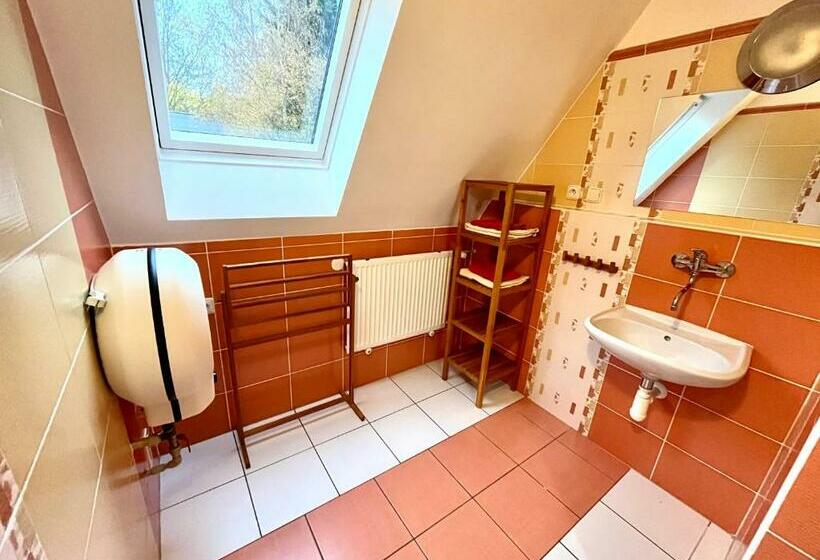 패밀리 룸, Penzion Horal