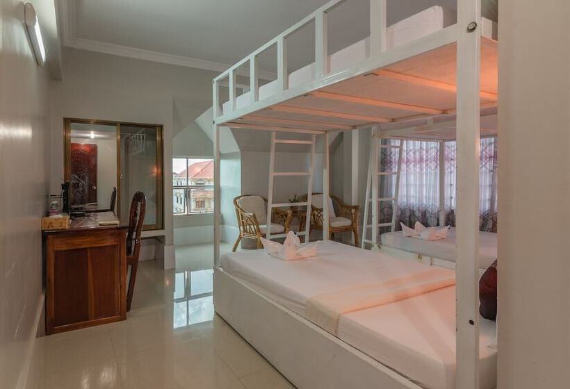 تختخواب در اتاق مشترک, Damnak Riverside Villa