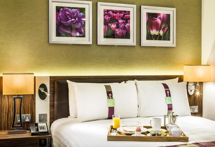 キングサイズベッドのスタンダードルーム, Holiday Inn London Watford Junction, An Ihg