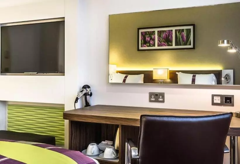デラックスルーム, Holiday Inn London Watford Junction, An Ihg