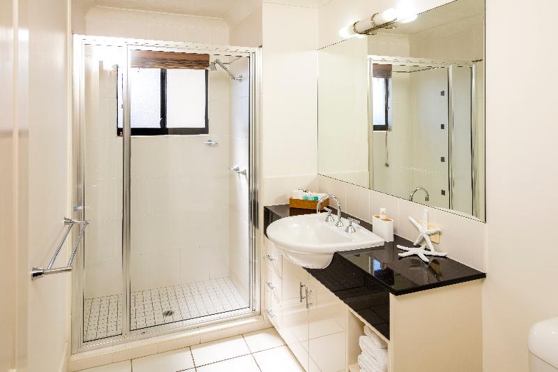 דירת 3 חדרים נוף לים, Jack & Newell Holiday Apartments