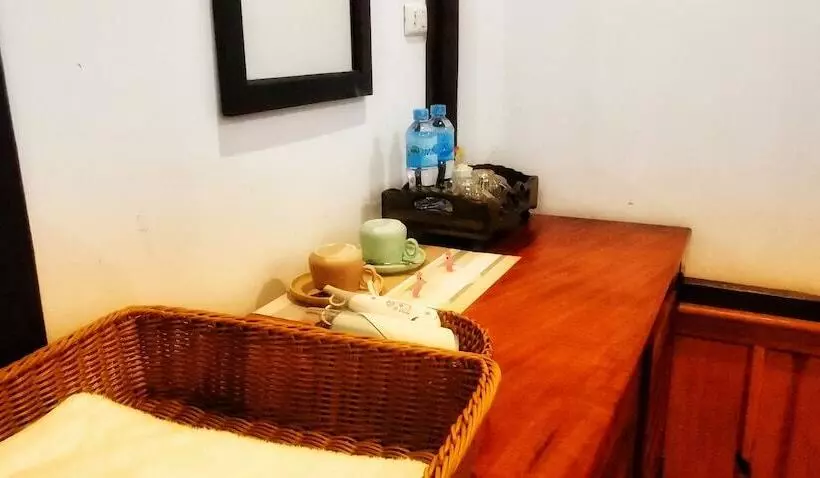 سوییت با چشمانداز باغ, Luangprabang Chanon