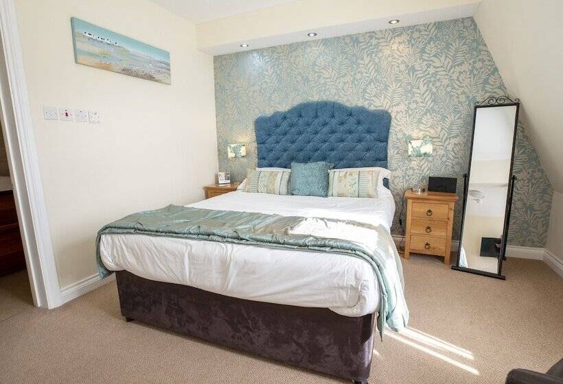 سوییت, The Briarfields