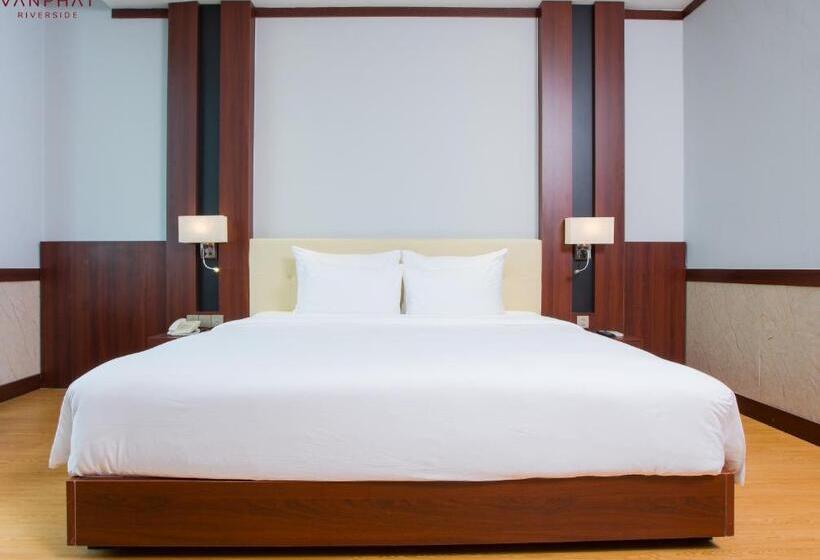 سوییت اجرایی, Van Phat Riverside