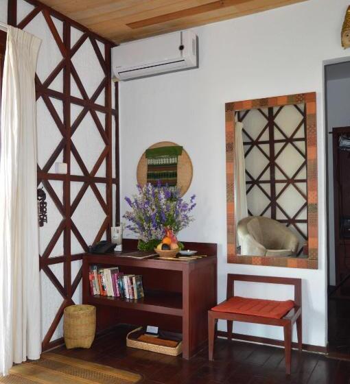 اتاق لوکس با بالکن, Viewpoint Ecolodge