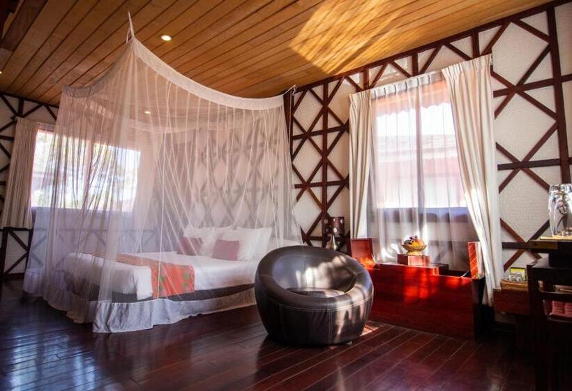 اتاق لوکس با بالکن, Viewpoint Ecolodge