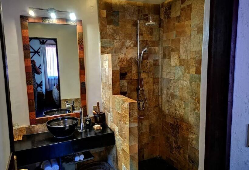 اتاق لوکس, Viewpoint Ecolodge