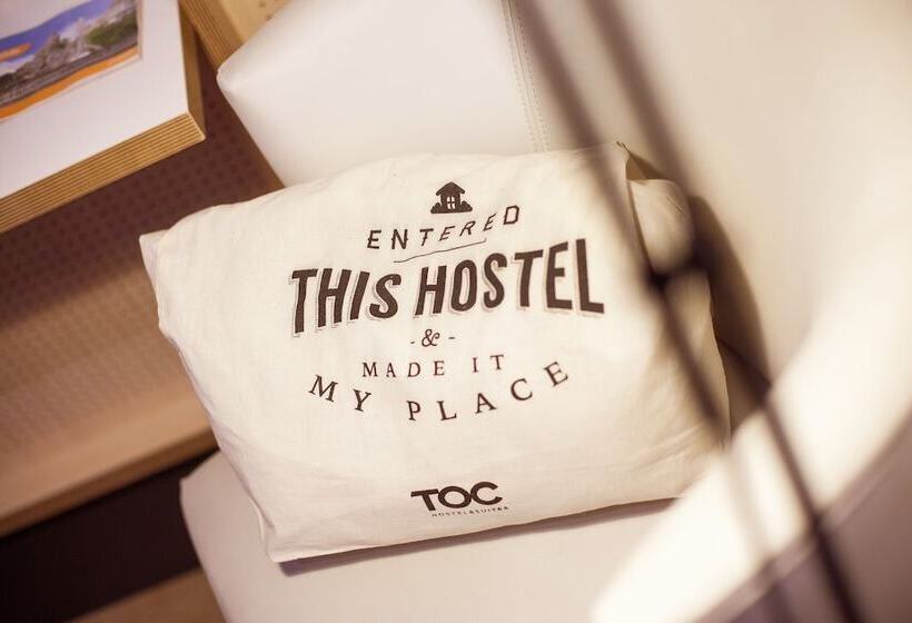 اتاق خانوادگی, Toc Hostel Madrid