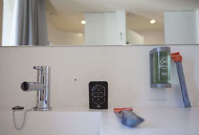 تختخواب در اتاق مشترک, Toc Hostel Madrid