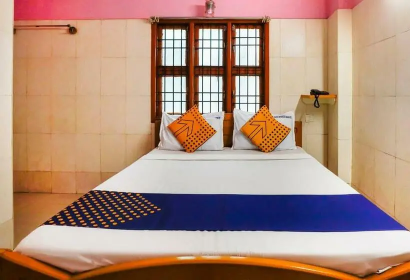 スタンダードルーム, Spot On Grand Residency Near Marina Beach