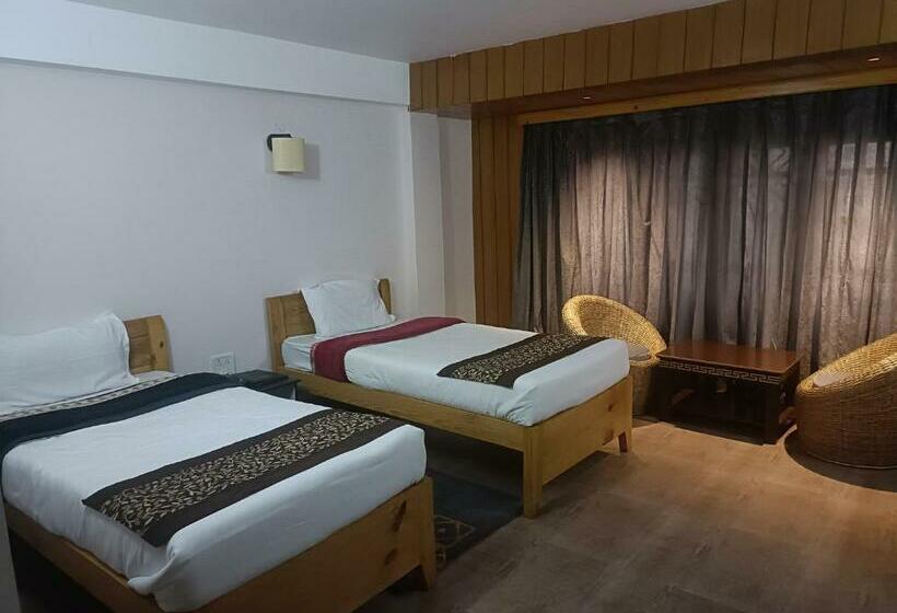 スタンダードルーム, Vajra