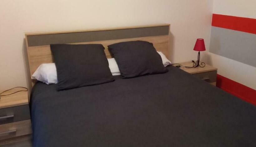 Номер Стандарт, Au Nid Douillet De La Ferme Chauvet