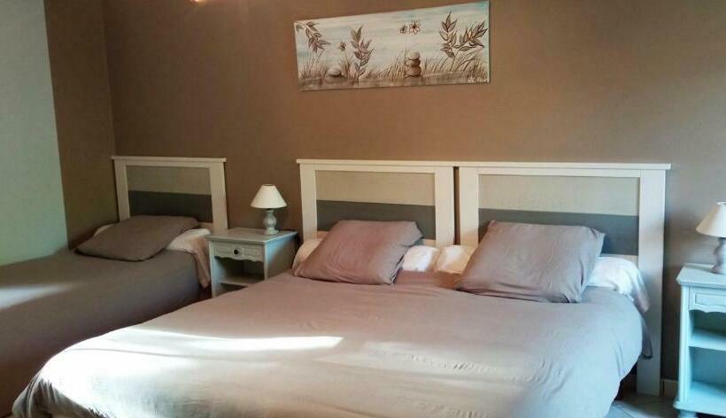 Номер Стандарт, Au Nid Douillet De La Ferme Chauvet