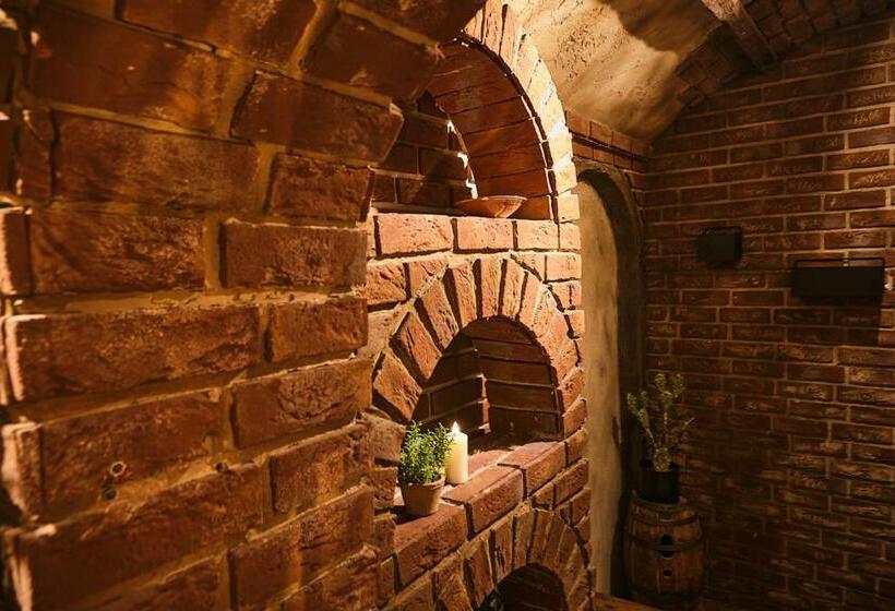 Номер Стандарт, Sweet Poison Rooms