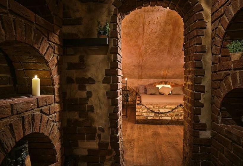 Номер Стандарт, Sweet Poison Rooms