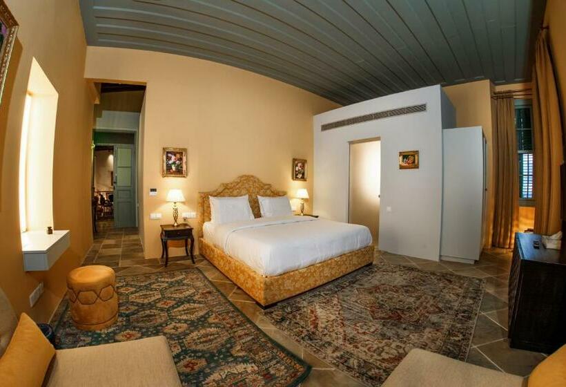 Люкс Повышенной Комфортности, Madama Residence