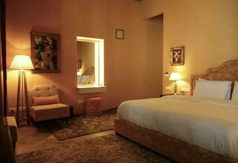デラックススイート, Madama Residence
