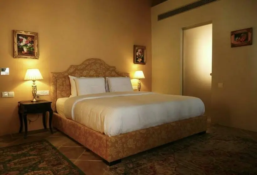デラックススイート, Madama Residence