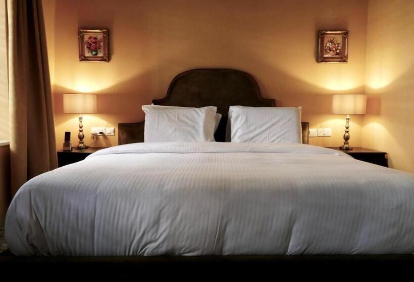 Люкс Повышенной Комфортности, Madama Residence