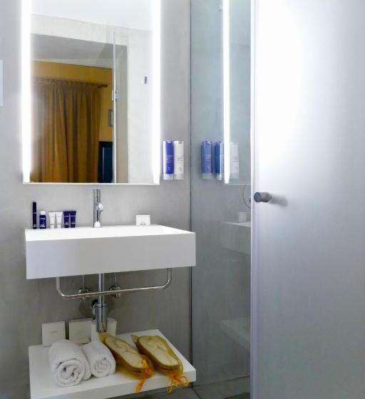 Люкс Повышенной Комфортности, Madama Residence