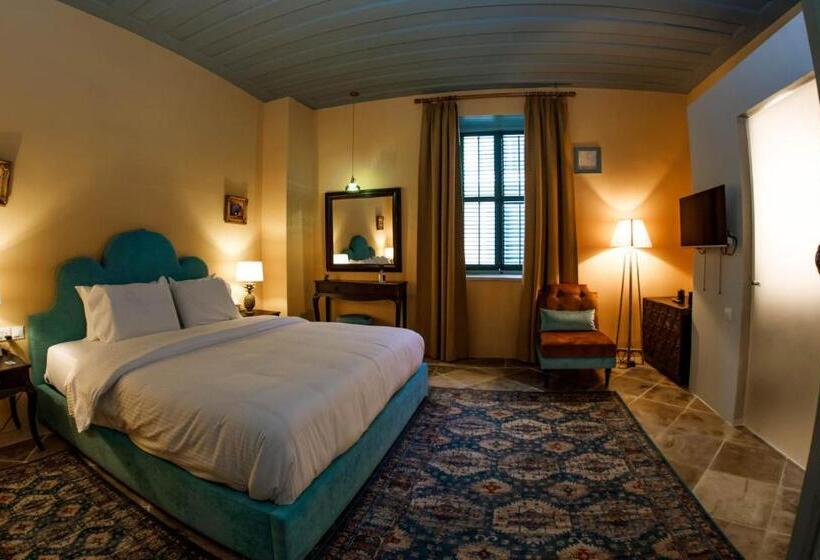 Люкс Повышенной Комфортности, Madama Residence