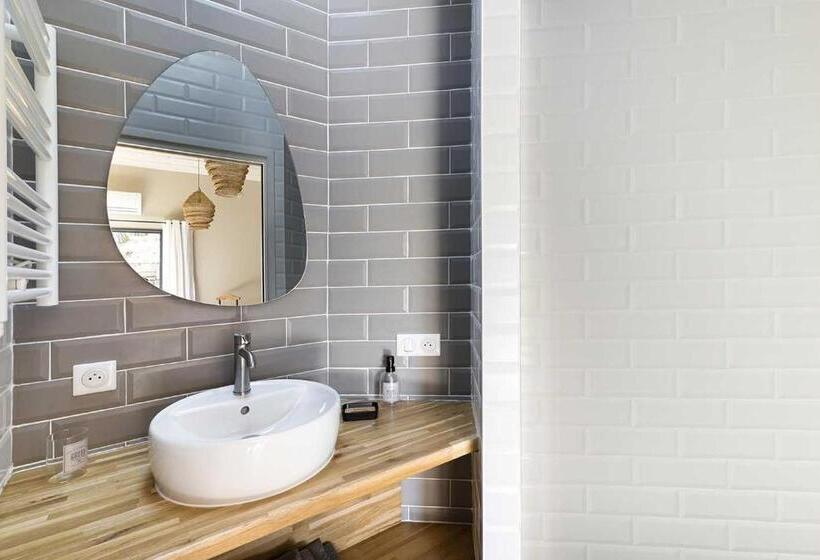 חדר סטנדרט נוף לבריכה, Maison D Hôtes Etxea_&_co