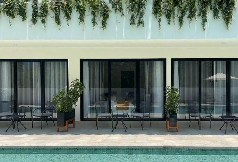 شقة غرفة واحدة مطلة على حمام السباحة, Kali Secreto