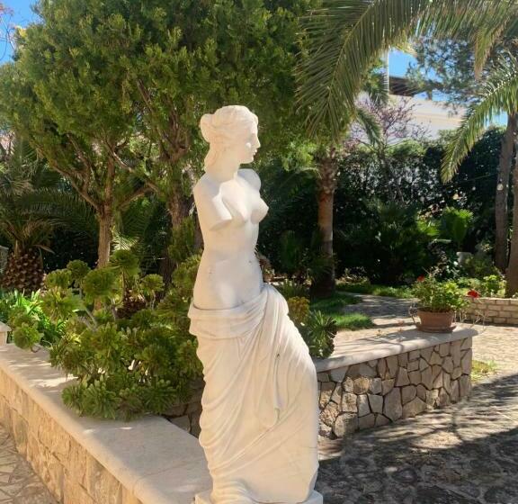 آپارتمان 1 خوابه با چشمانداز باغ, Villa Giada