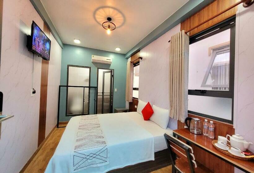 エコノミールーム, Fla Village