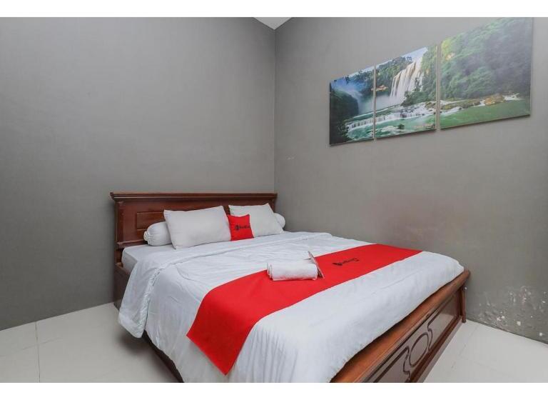 غرفة قياسية, Reddoorz Syariah At House Of Melati Kepanjen