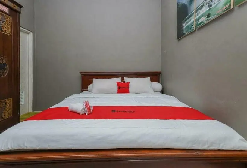 スタンダードルーム, Reddoorz Syariah At House Of Melati Kepanjen