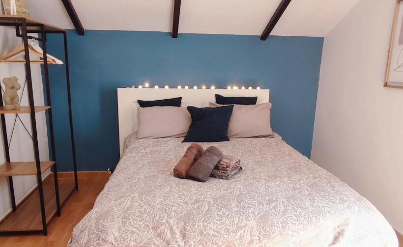 جناح مزود بتراس, Casa De Vicky