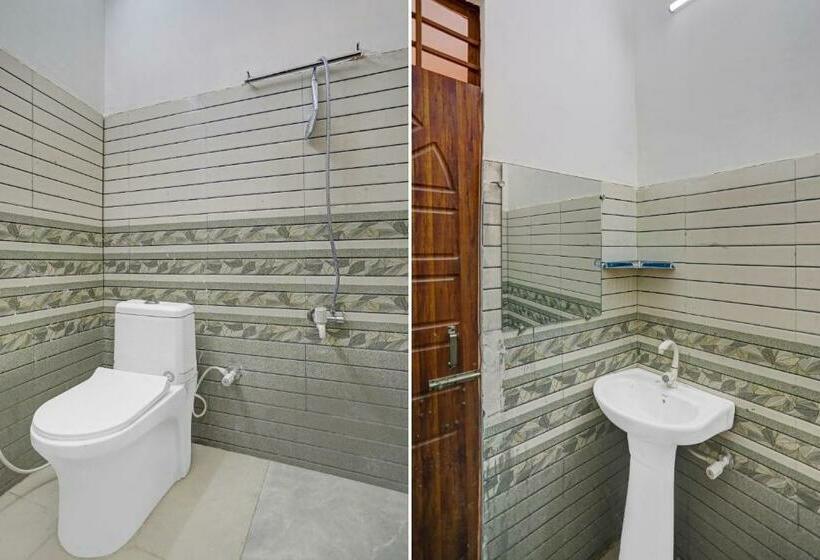 Habitació Triple Clàssica, Flagship Sweet Homes