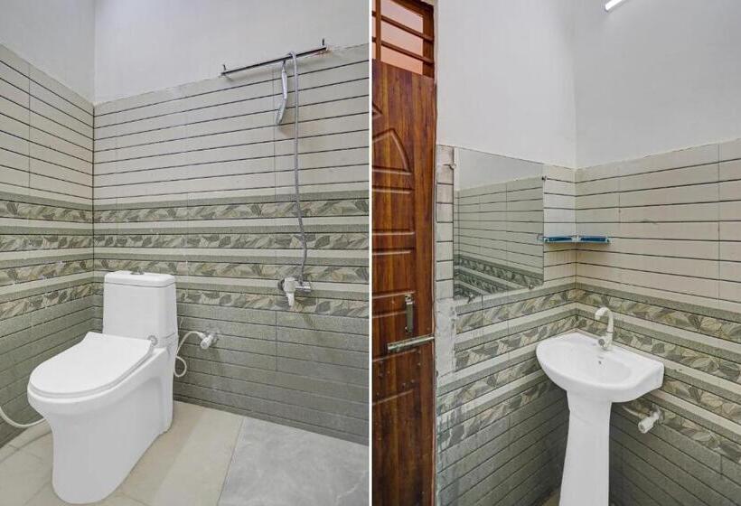 Habitació Triple Clàssica, Flagship Sweet Homes