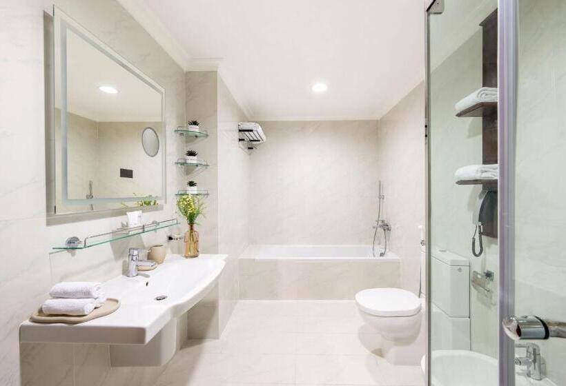 3 Bedroom Suite, Dusit Hotel & Suites   Doha