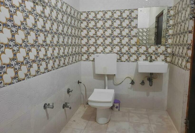 غرفة ديلوكس, Moon Bagh