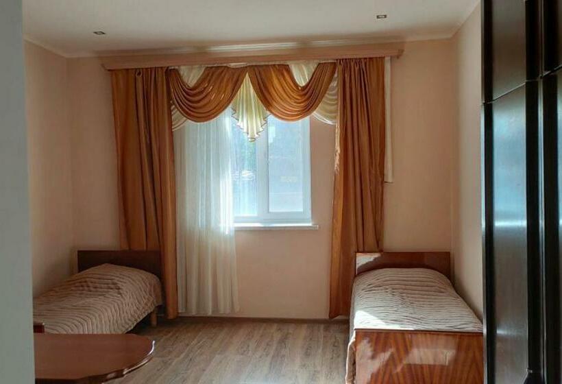 غرفة قياسية ذات إطلالة, гостевой дом гарни