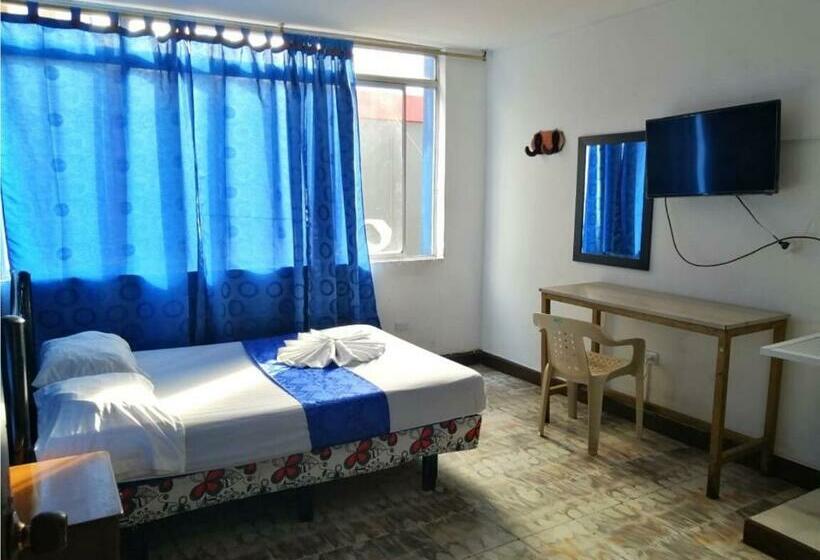 غرفة قياسية, Hostal El Rey