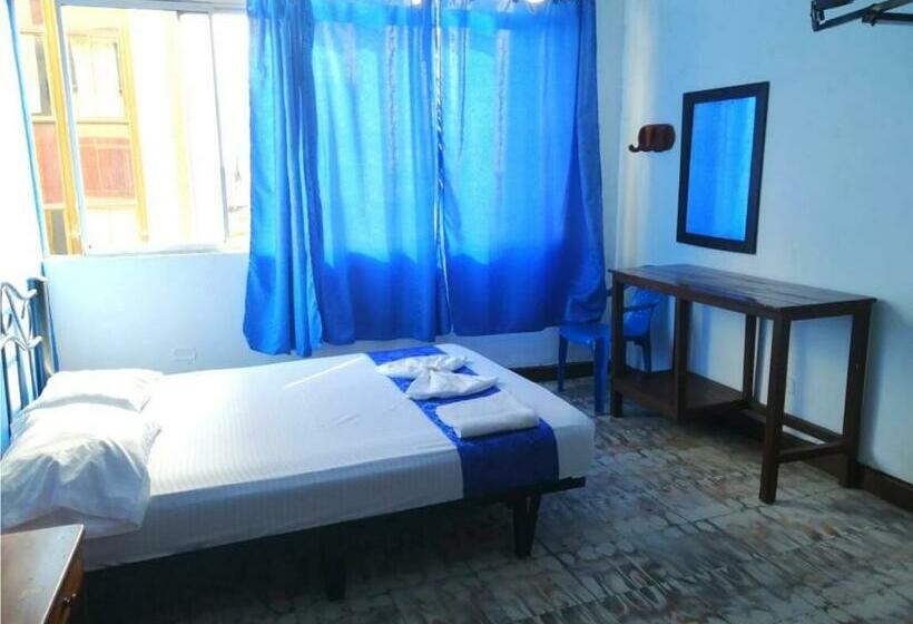 غرفة قياسية, Hostal El Rey