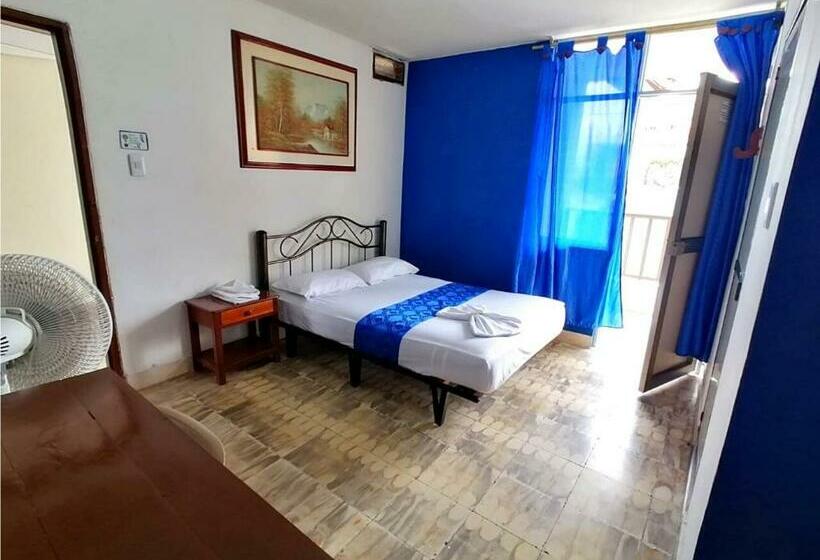 غرفة قياسية, Hostal El Rey