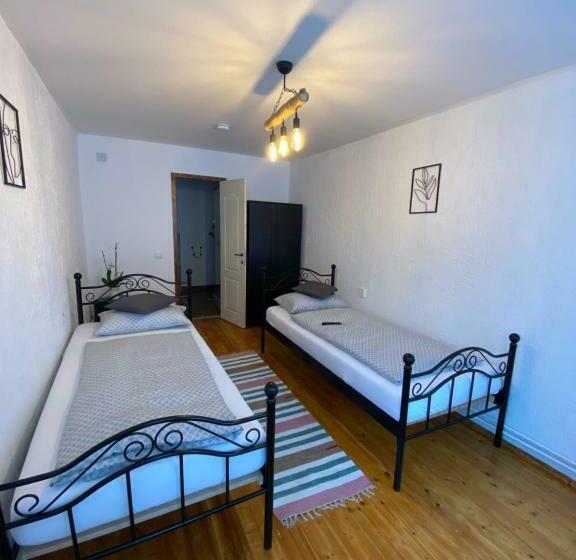 디럭스 룸, Taverna Sasului