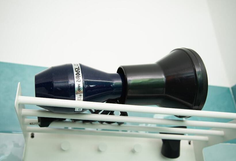 经济房, Maison Twentyfive