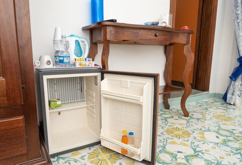 高级园景房, Maison Twentyfive